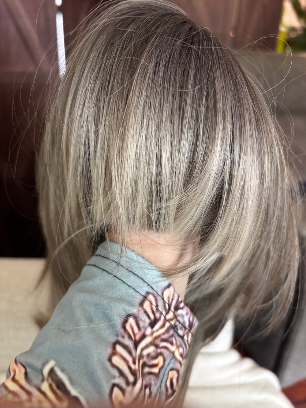 Brown Gradient 18" Layered Wig with Fringe - Picture 7 of 9